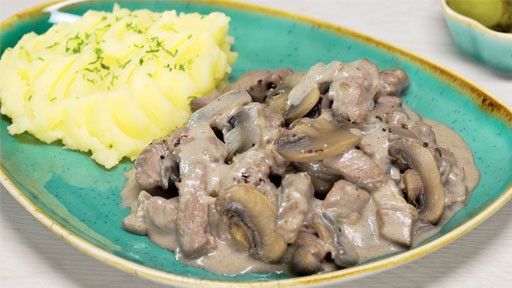 Beef stroganoff