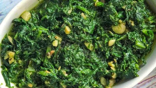 Fried spinach